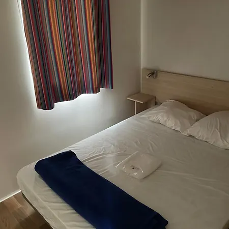 Le Bois De Pins Kemping 3*