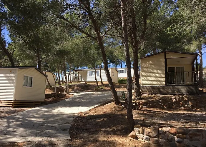 Le Bois De Pins Campingplads Salses-le-Château