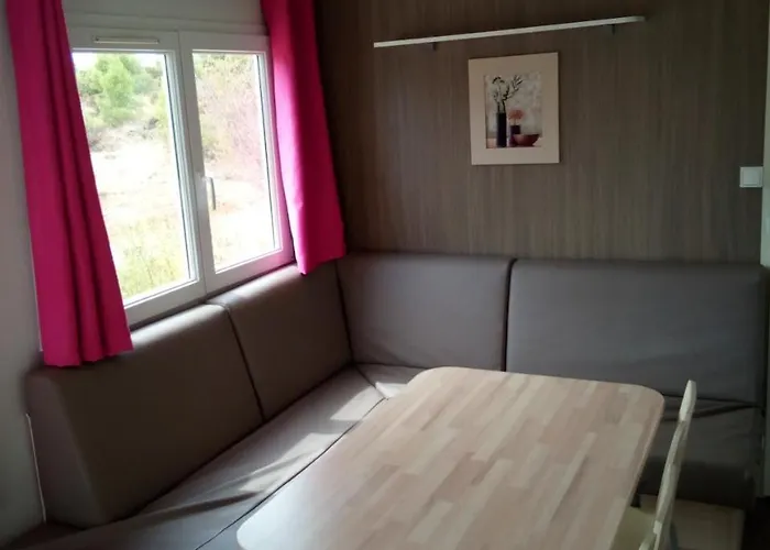 Campingplads Le Bois De Pins 3*